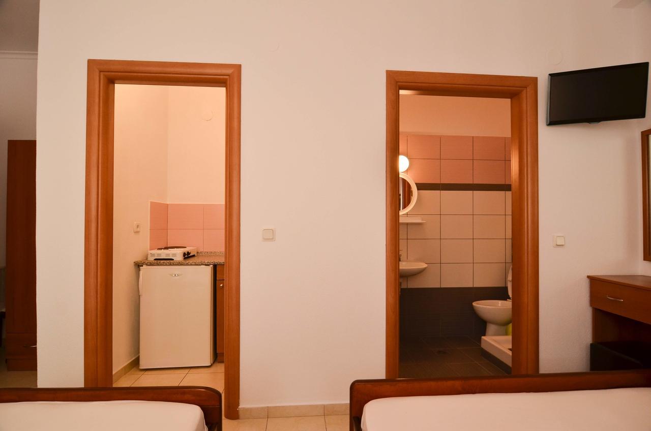 Giannis Hotel Paralia Katerinis Exterior photo